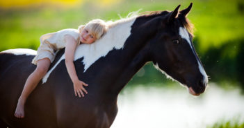 El contacto con caballos reduce el estrés en niños y jóvenes